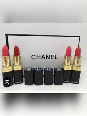 CHANEL Lipstick Quartet Set in Pink and Red Tones, NIB